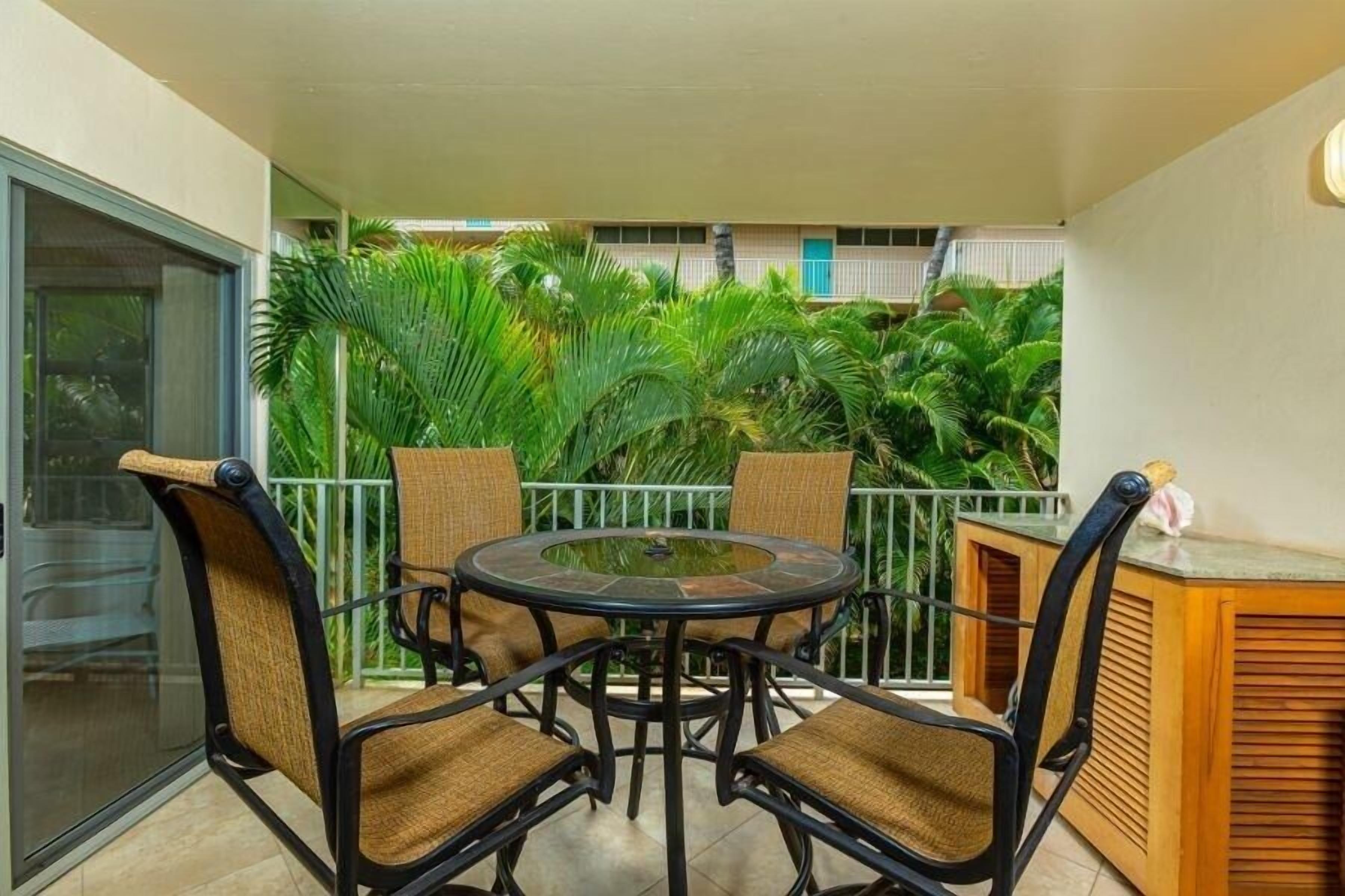 Condo, 2 habitaciones | Restaurante al aire libre