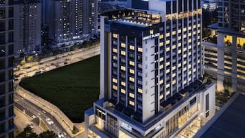 المنشأة من الخارج