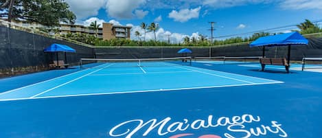 Condo, 1 Bedroom | Sports court