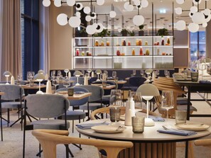 Makan tengah hari dan makan malam dihidangkan, masakan Scandinavia