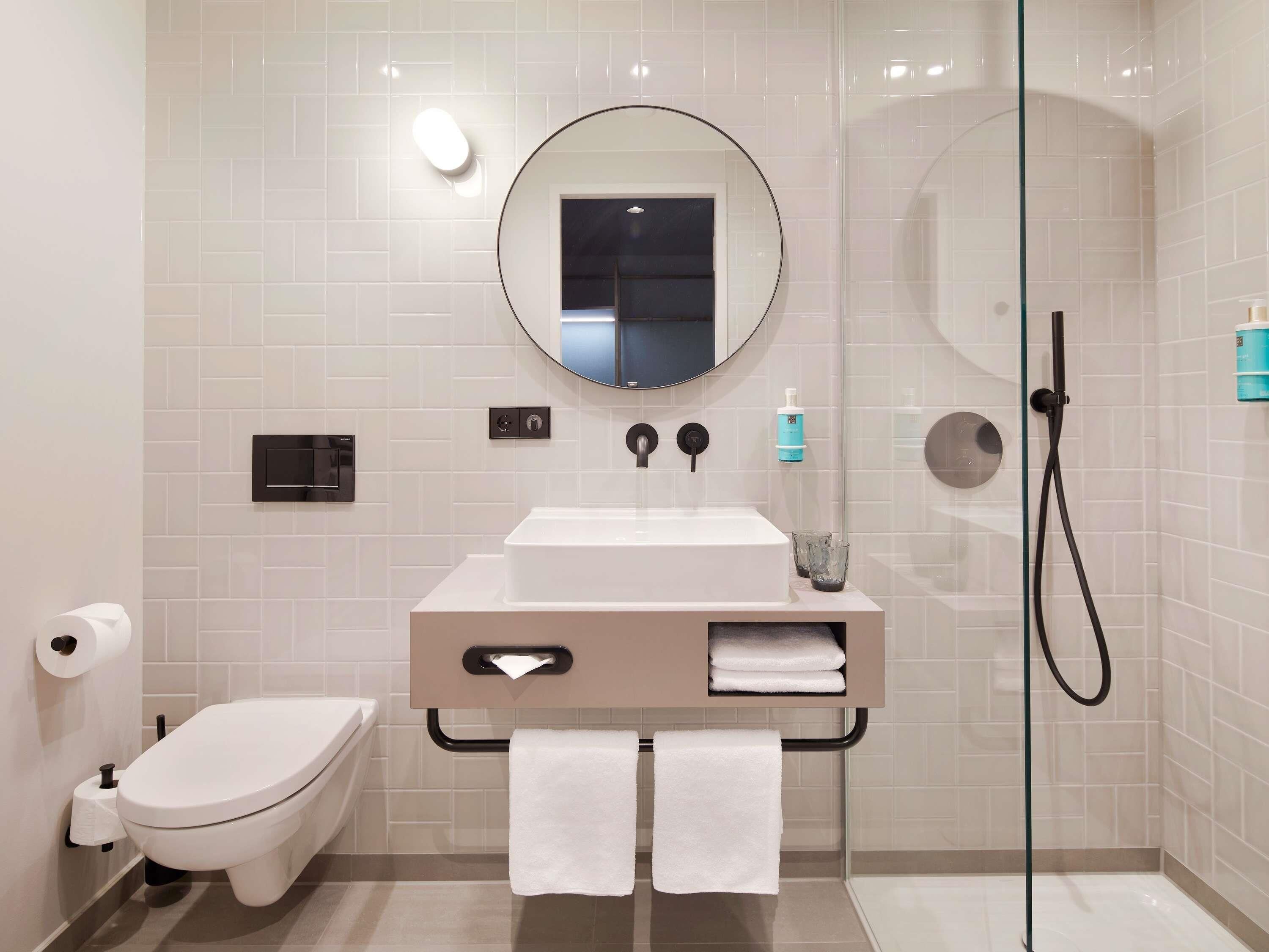 Photo - Novotel Hamburg Central Station