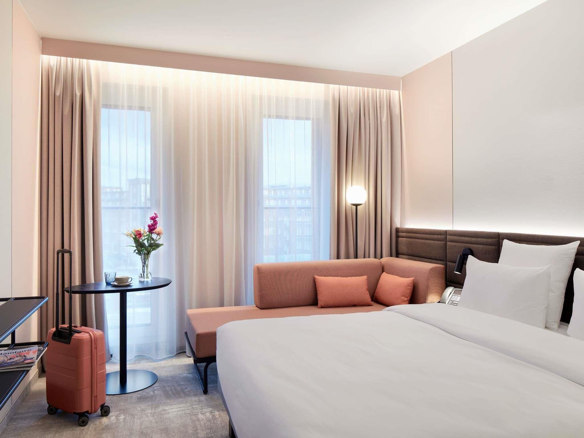 Superior Room, 1 Double Bed with Sofa bed | Hypo-allergenic bedding, pillow-top beds, minibar, in-room safe