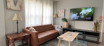 A Cozy and Comfortable Home Away from Home in Pensacola