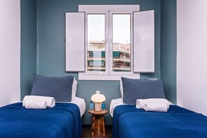 3 chambres, bureau, fer et planche à repasser, Wi-Fi gratuit