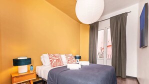 3 soverom, skrivebord, strykejern/-brett og wi-fi (inkludert)