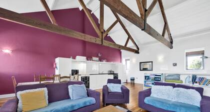 Historical Renovated Old Mill Apartment in the West Coast of Ireland.
No12