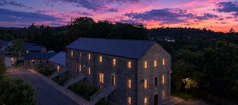 Historical Renovated Old Mill Apartment in the West Coast of Ireland.
No12