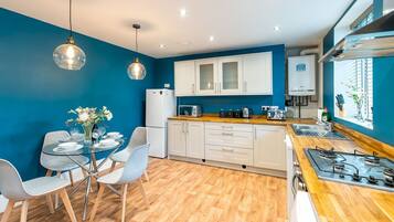 Fridge, microwave, oven, dishwasher