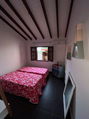 3 Schlafzimmer, Reisekinderbett, WLAN, Bettwäsche