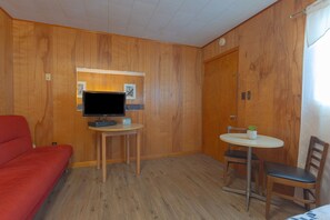 Room amenity - Parkside Motel By OYO Meadville Conneaut Lake (Conneaut Lake)