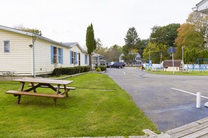 Exterior - Parkside Motel By OYO Meadville Conneaut Lake (Conneaut Lake)