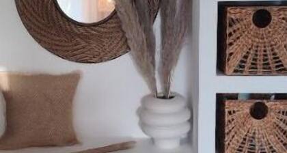 Lipsi Sands / House in the center of Lipsi Chora