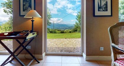 Pen Y Bryn - Two Bedroom Cottage, Sleeps 4