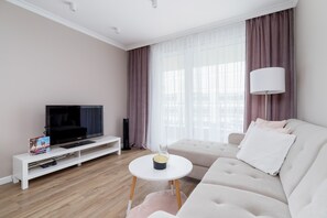 Apartment, 2 Bedrooms, 2 Bathrooms | Living room - Modern Apartment With Parking by Renters (Kraków)