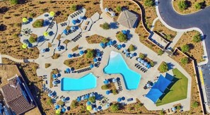 Pool - Private 1BR/Bth/Living RM/Dining (Winchester)