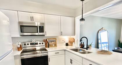 Luxury Hawkeyes Retreat Home