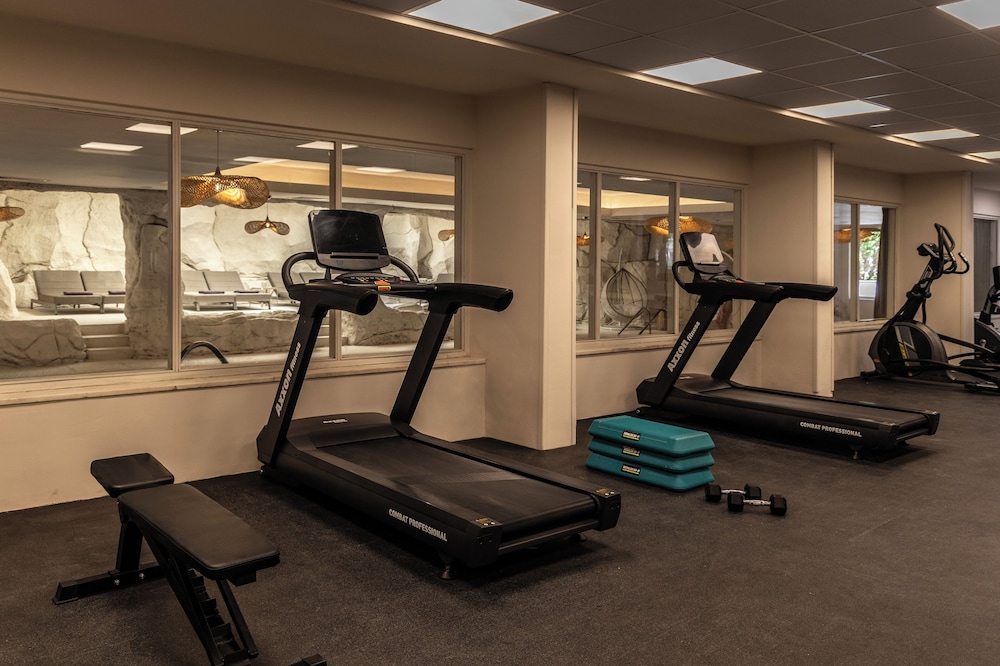 Cali Resort & Spa by Louis Hotels by null