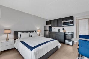 Desk, WiFi, bed sheets