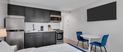 Schreibtisch, WLAN, Bettwäsche