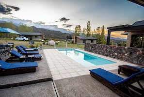 Seasonal outdoor pool - Ayres de Uco Lodge & Wine Lovers (Los Árboles)