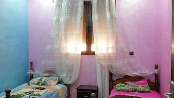 2 chambres, bureau, fer et planche à repasser, Wi-Fi gratuit