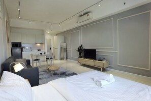 1 habitación, tabla de planchar con plancha, wifi y ropa de cama 