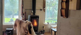 Barrets Place by the Lake. 5 Minutes From the Beach and Kayak Centre