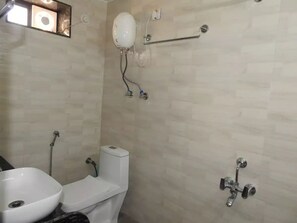 Shower, towels, soap, shampoo