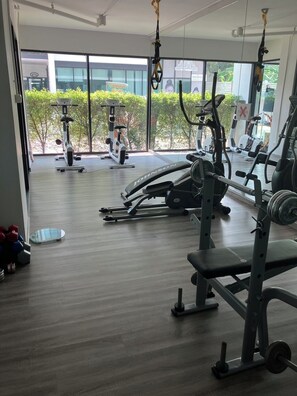 Fitness facility - 250 meters to BTS Bang Chack (Krung Thep Maha Nakhon)