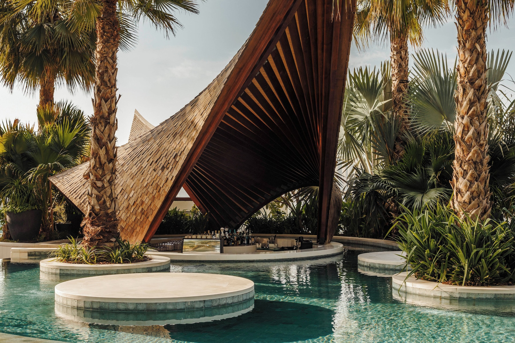 2 outdoor pools