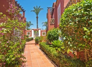 Property grounds - Charming Andalusian Townhouse on the Beach (Marbella)