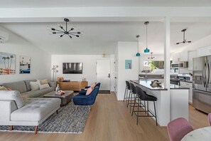 Fernseher, Musikbibliothek