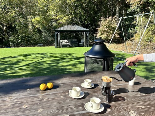 Luxury of My Device Immersive Experience in a Private Space Surrounded by the Scent of the Forest BlueFlow KATSUURA