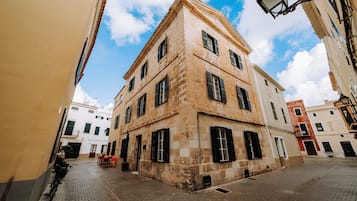 Fachada del alojamiento