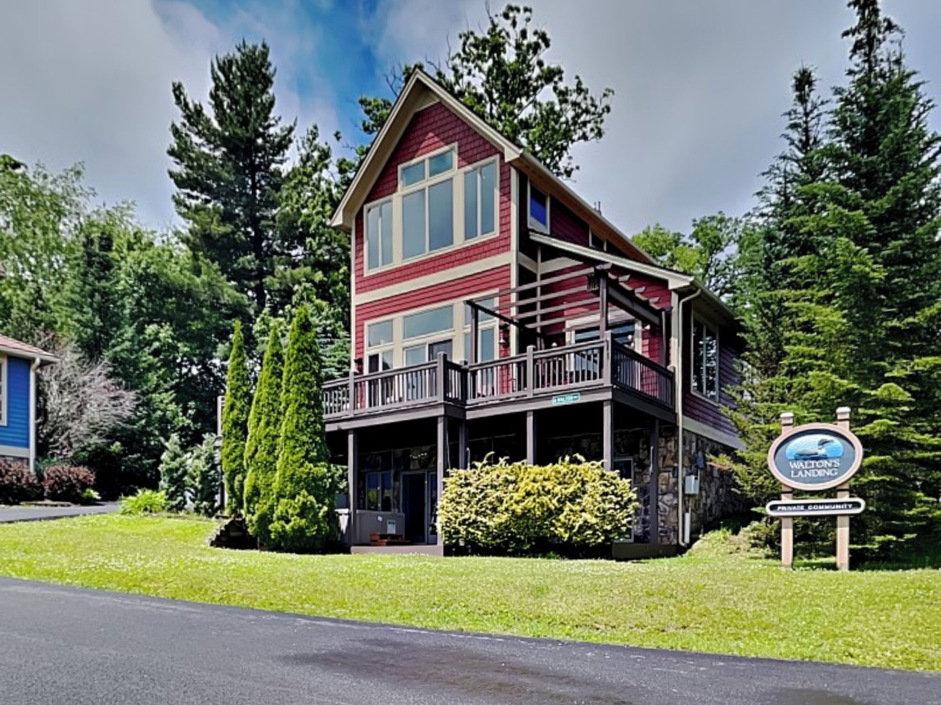 House (4 Bedrooms) | Front of property