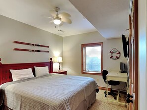 House (4 Bedrooms) | Property amenity