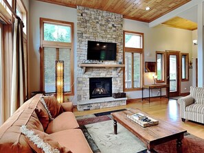 Nhà (4 Bedrooms) | Tiện nghi, dịch vụ nơi lưu trú