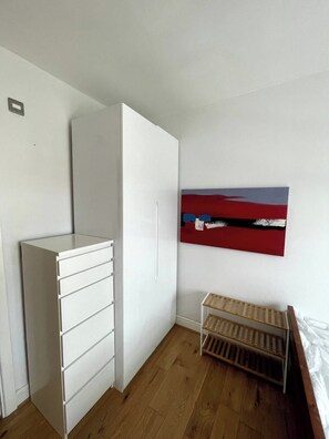 Basic Apartment, 2 Double Beds | Interior
