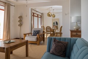 Smart TV - The Sultan Palace Kikambala- 3 BEDROOM VILLA SEA FACING (Kikambala, Mombasa)