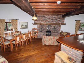 Dining - Windmill On The Farm (Ormskirk)