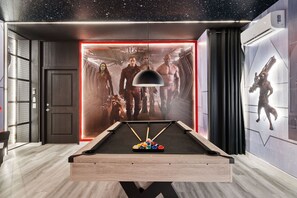 Spielezimmer