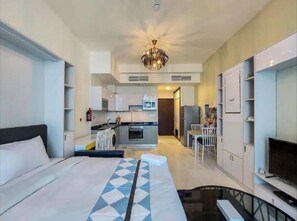 Room - Pristine Studio Bayz Danube (Business Bay)