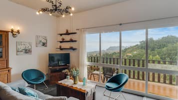 Casa, para fumantes | 3 quartos