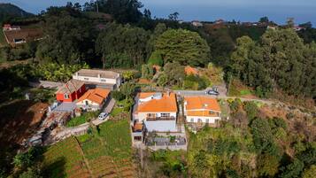 Casa, para fumantes | 3 quartos