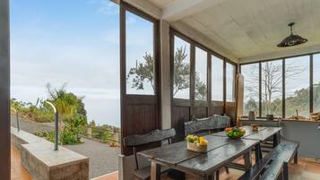 Casa, para fumantes | 3 quartos