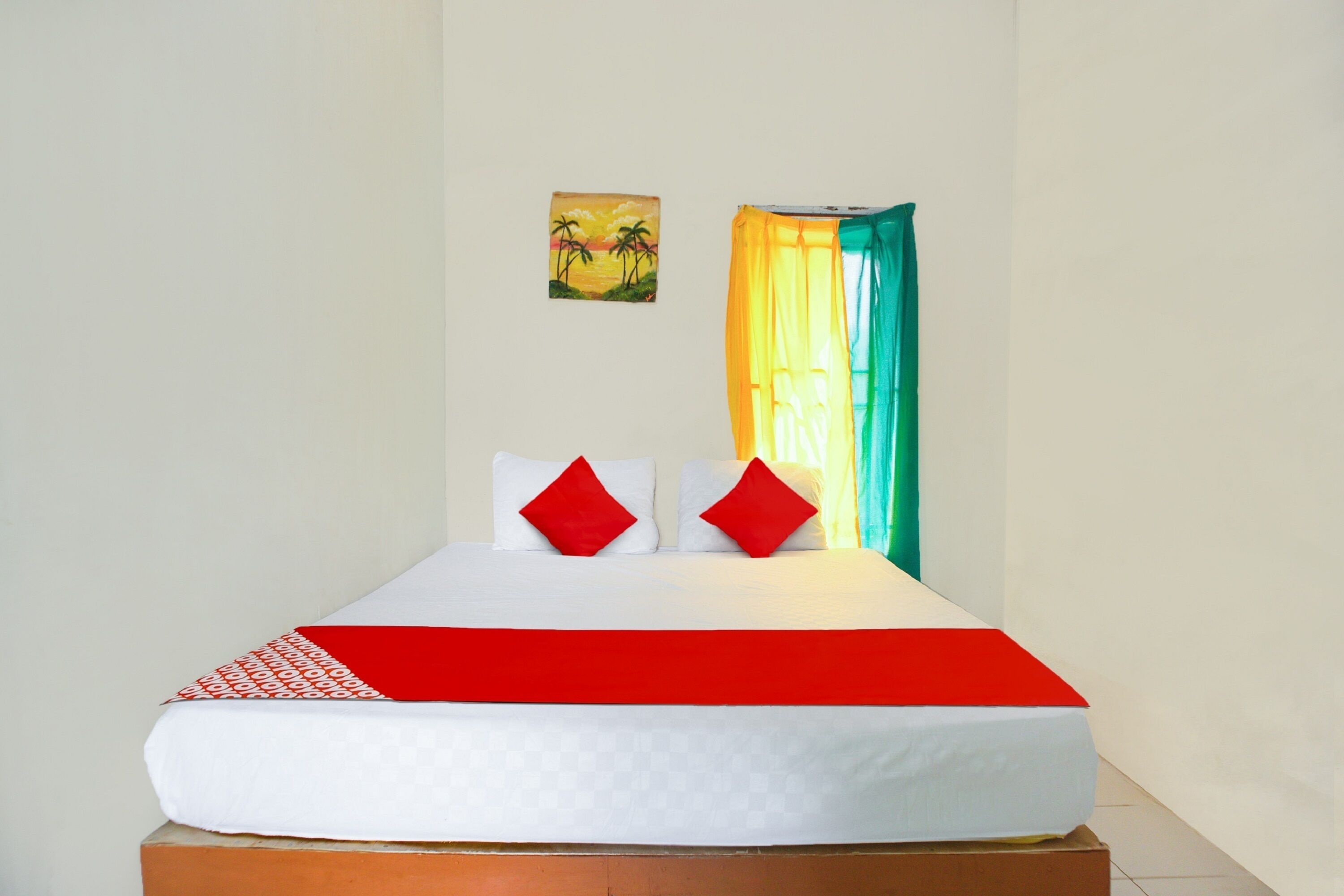standard double room | desk, laptop workspace, free wifi, bed sheets