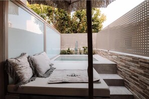 Piscine extérieure, piscine chauffée
