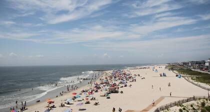 Cozy Private North Cape Bay Cottage Near Beaches!