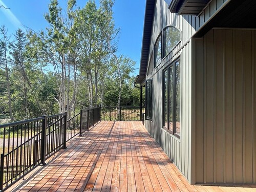 Newly built, modern cottage 5 min to National Park