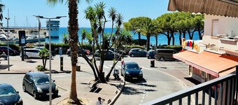 Vue mer ,à 100 m de la Plage , Beau T2 Lumineux